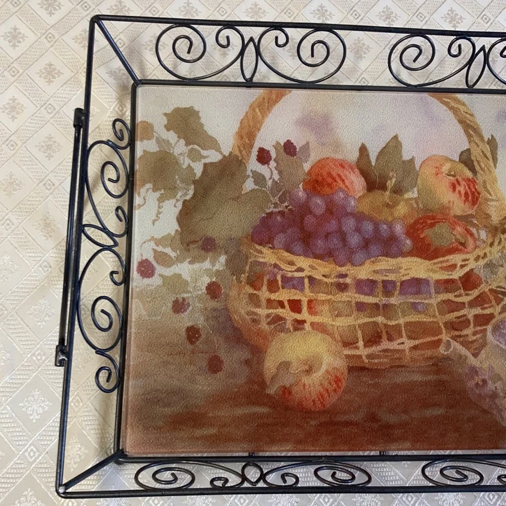 HP! Glass Cutting Board with Serving Tray